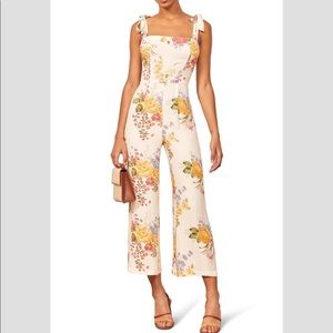 Reformation Fay jumpsuit size 4 in bouquet